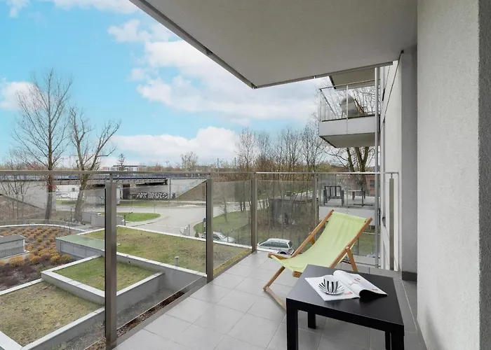 Spacious Studio With Balcony Zablocie Krakow By Noclegi Renters
