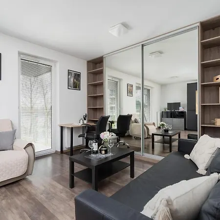 Spacious Studio With Balcony Zablocie Krakow By Noclegi Renters Zewnętrze zdjęcie
